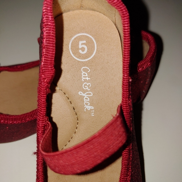 Red glitter flats, toddler 5 - Picture 10 of 11